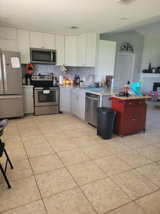 Beautiful 3 Bedroom Home 4 Minutes From The Beach Pensacola Buitenkant foto