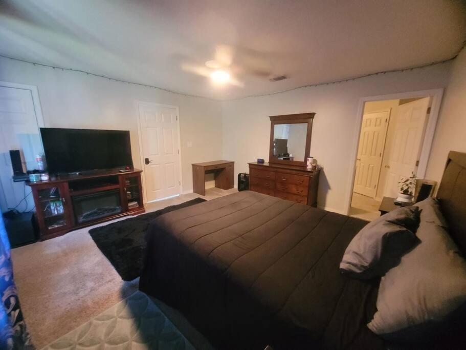 Beautiful 3 Bedroom Home 4 Minutes From The Beach Pensacola Buitenkant foto